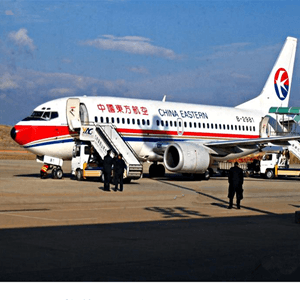潍坊机场空运航空快运业稳步发展的原因是什么？